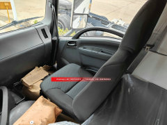 10Wheels ISUZU GIGA Truck Mounted With 12 Tons Crane XCMG SQS300