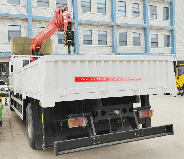 4x2 ISUZU GIGA 4X Cargo Lorry Truck With Sany Palfinger Crane SPS16000 Crane 7 Tons Loading capacity