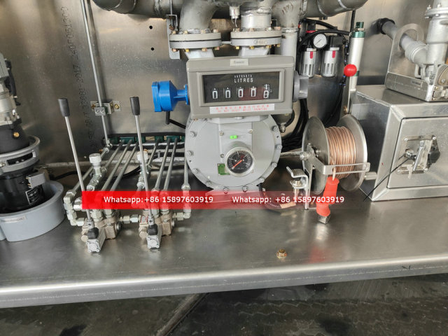 15000Liters ISUZU GIGA Aircraft Refueling Trucks