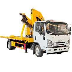 ISUZU FTR NPR 700P 205HP Wrecker Tow Truck Mounted XCMG Folding Boom Crane 5Tons Loading Capacity Rollback Car Carrier ISUZU