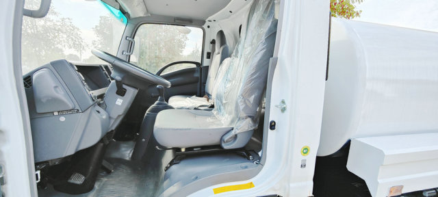 6Tons Isuzu KV100 Stainless Steel Water Truck