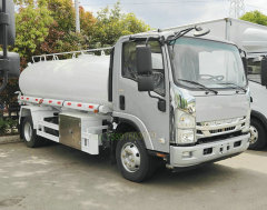 ISUZU 700P Stainless Steel Water Truck 6-10CBM Potable Water Tanker