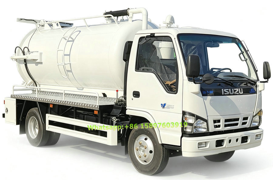 ISUZU NKR 4KB Vacuum Sewage Suction Truck 4000Liters Dirty Water Toilet Sewer Truck