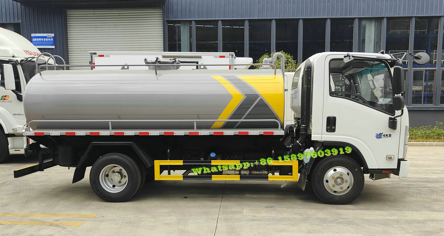 ISUZU KV100 Vacuum Sewage Suction Truck | 4KB1 Engine Fecal Sludge Tanker