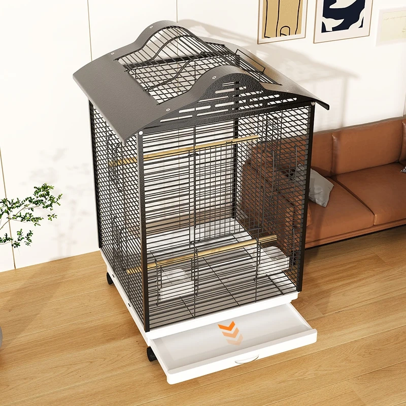 Hot Selling Luxury Iron Bird Cage Durable Parrot Canary Ornamental Furnishing Pet Houses & Furniture
