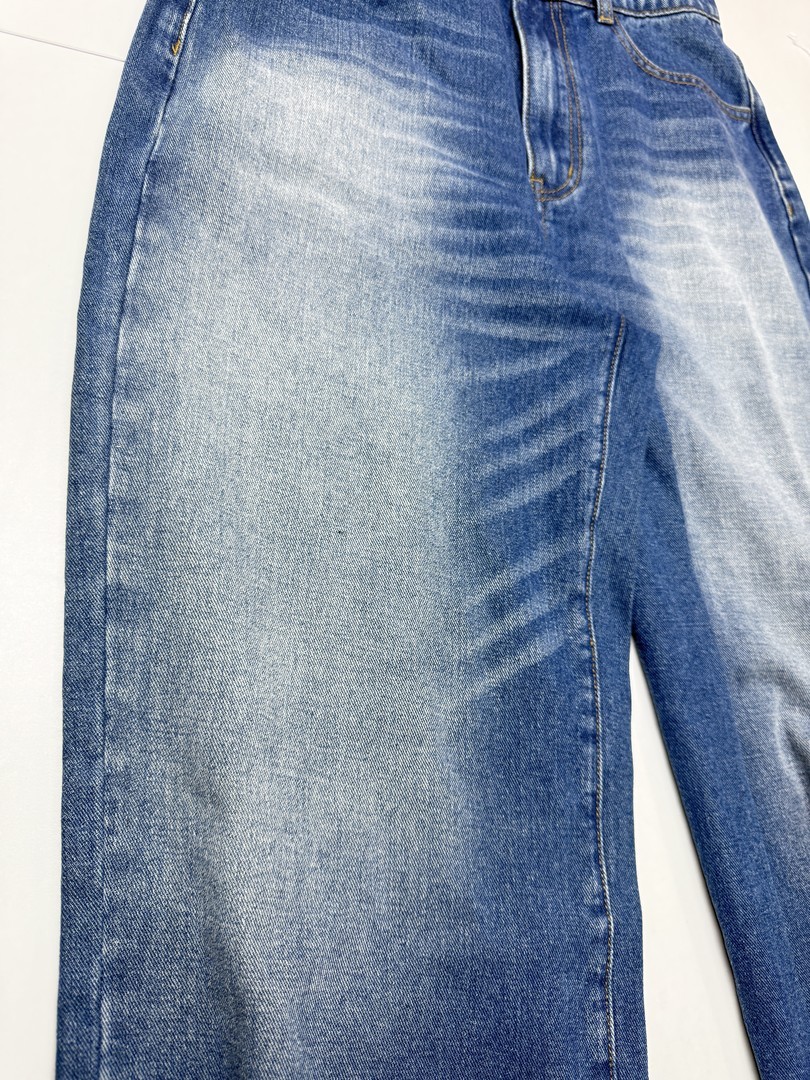 Denim Rígido C28-7 | Conforto Luxuoso Encontra Inovação Sustentável