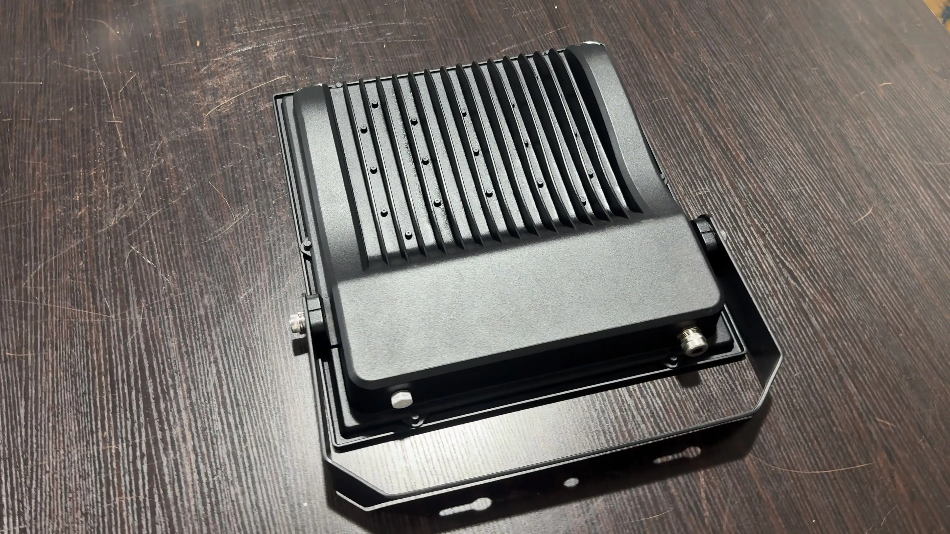 Front view of 200W LED Flood light commercial exterior housing