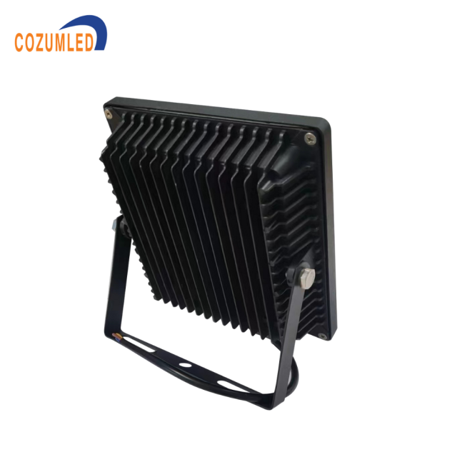 20W~200W Alpha Series LED Flood Light 100Lm/W IP65, 6500K~7000K