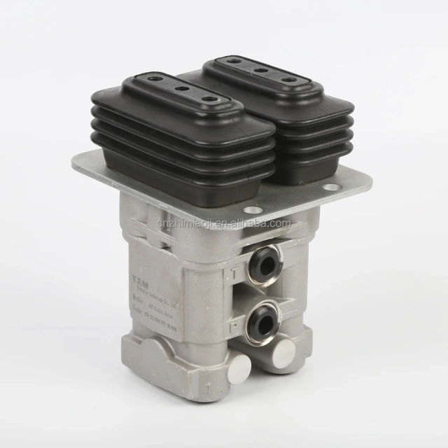 Hydraulic 7 Holes Pilot Valve Excavator Valve Foot Pedal for Cat E320,Pangolin Parts