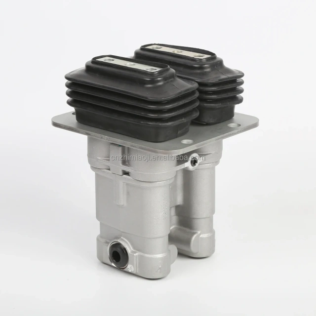 Hydraulic 7 Holes Pilot Valve Excavator Valve Foot Pedal for Cat E320,Pangolin Parts