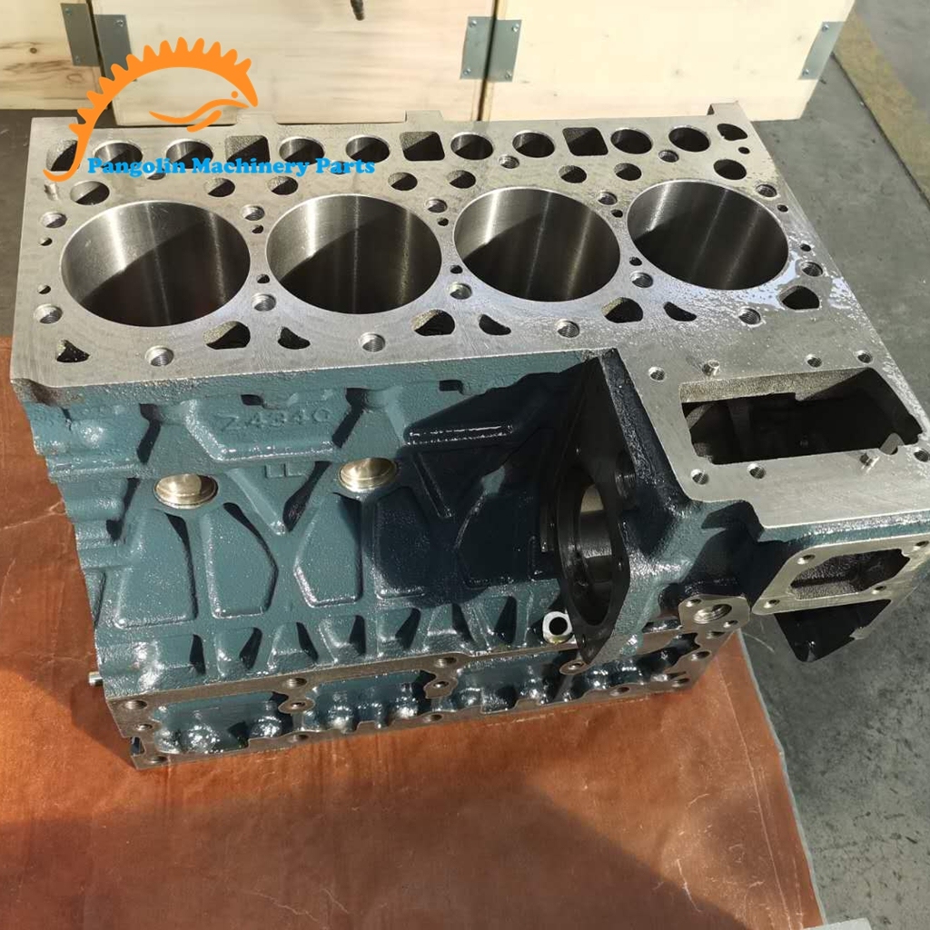 Excavator Part V2403 Diesel Engine Cylinder Block for Kubota D1803 V2203,Pangolin Parts