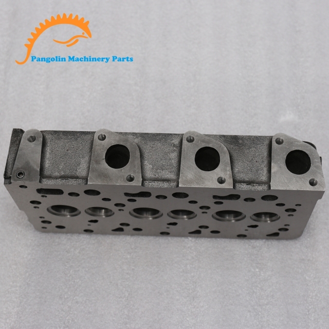 Excavator Part D1005 Engine Cylinder Head 16030-03044 Cylinder Head for Kubota D1105 D1005 D905,Pangolin Parts