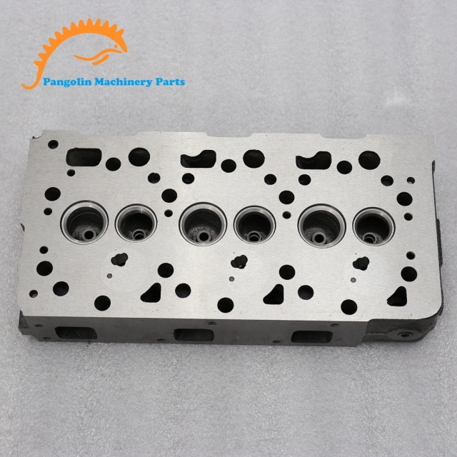 Excavator Part D1005 Engine Cylinder Head 16030-03044 Cylinder Head for Kubota D1105 D1005 D905,Pangolin Parts