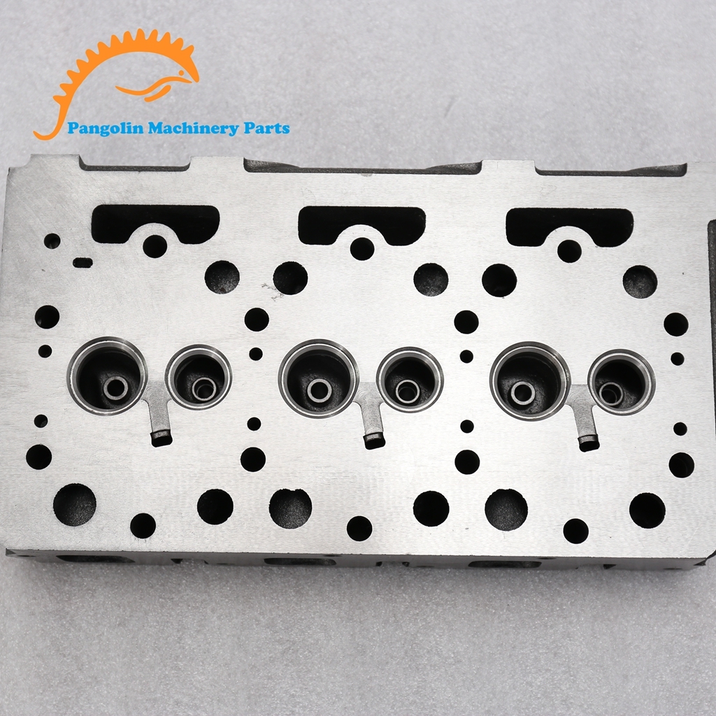 Excavator Parts D1102 Engine Cylinder Head for Kubota,Pangolin Parts