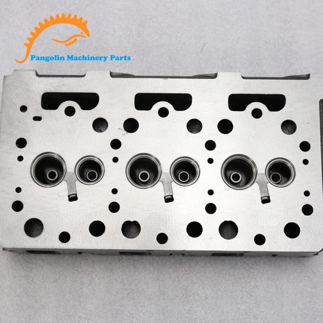 Excavator Parts D1102 Engine Cylinder Head for Kubota,Pangolin Parts