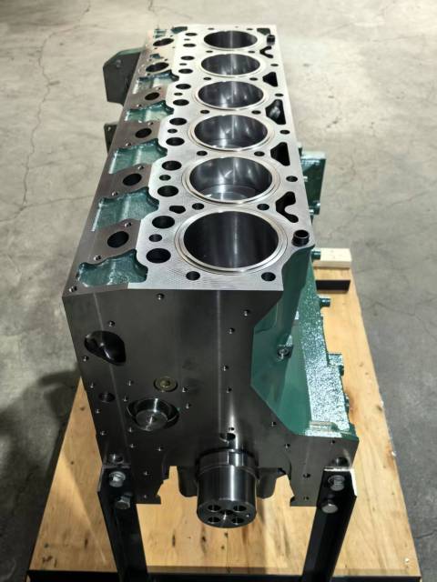 CSJHPSS Excavator Engine Accessories New D6E D7E Diesel Engine Assembly for Volvo,Pangolin Parts