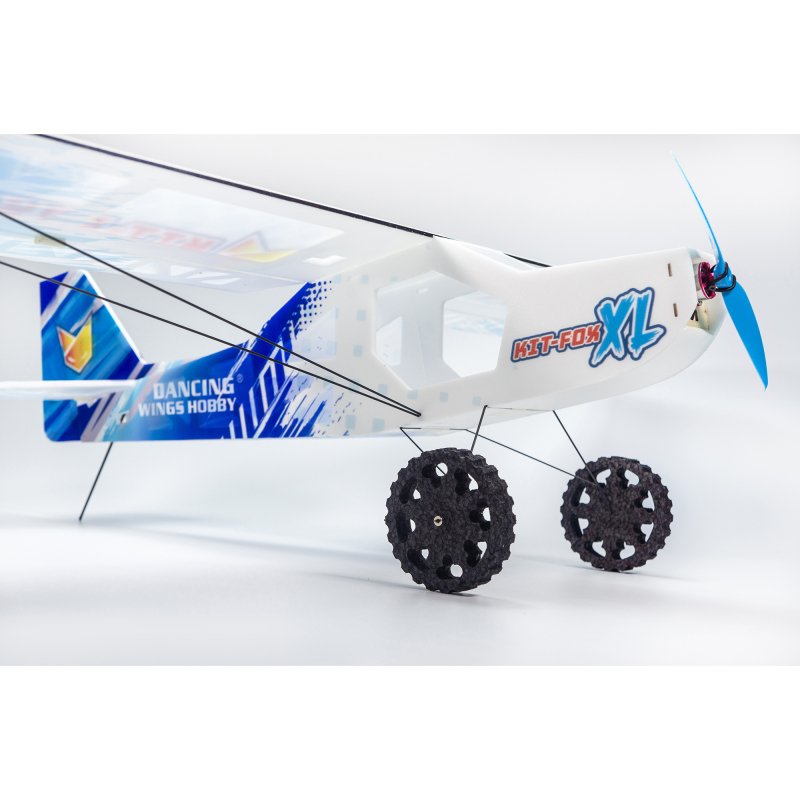 Dancing Wings EA02 1030mm KITFOX RC Airplane