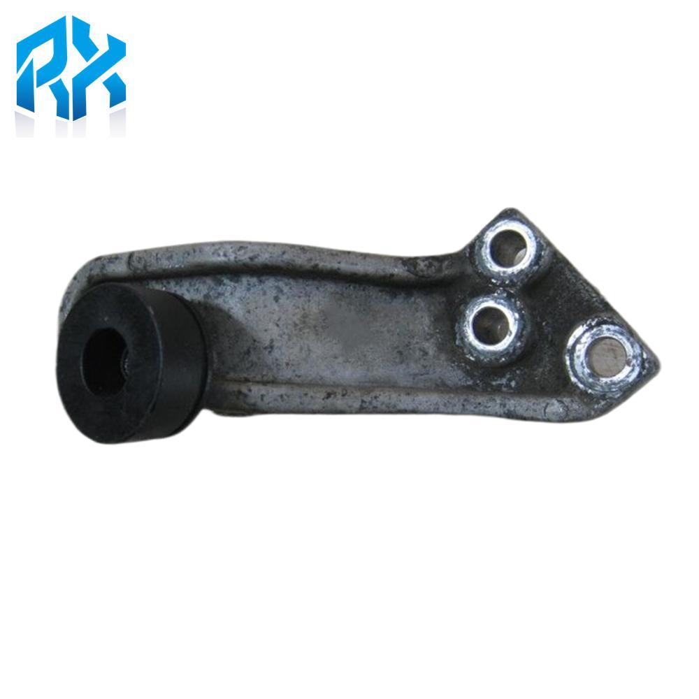 Bracket engine mounting support ENGINE PART 21815-2E150 21815-2E100 For HYUNDAi TUCSON 2004 2005 2006