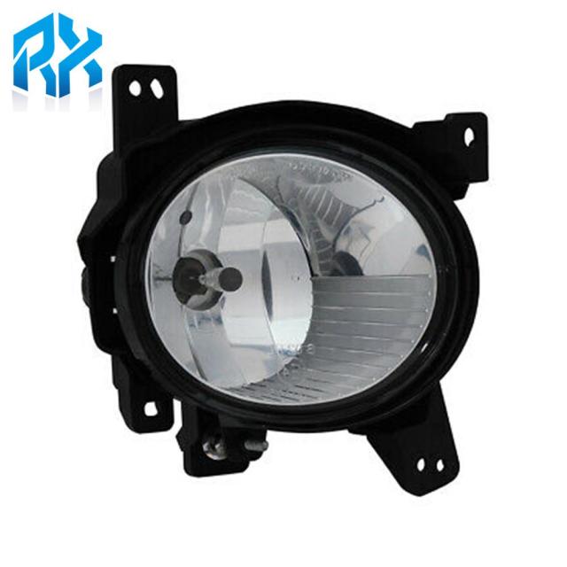 LAMP ASSY FRONT FOG 92202-2B500 For HYUNDAi SANTAFE 2010