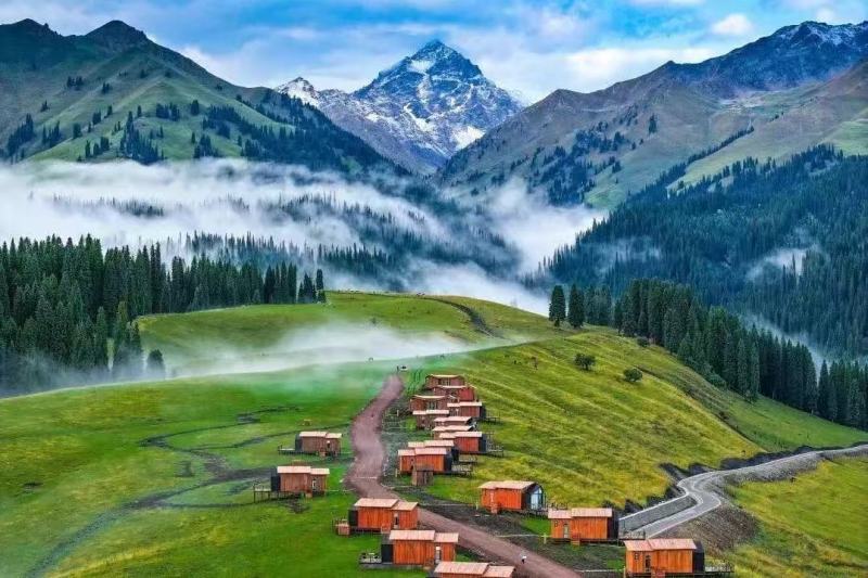 Xinjiang Yili Internet Celebrity Route 7-Person Small Group Tour - Duku Highway/Qiongkushitai/Nalati Aerial Grassland/s101 Baili Danxia/Sailimu Lake Danxia 7-Day Tour