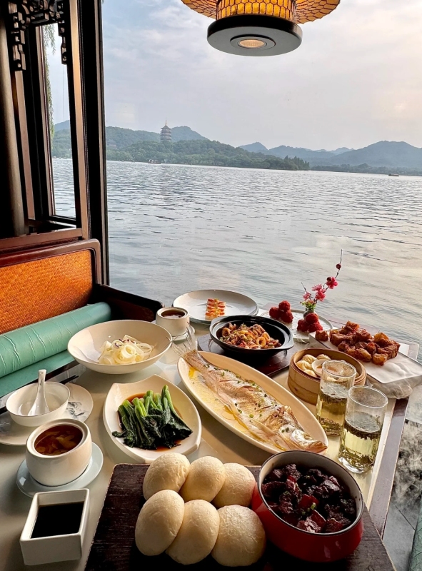 East China - Hangzhou West Lake | Wuzhen | Nanxun | Xitang 4-day 3-night special offer tour