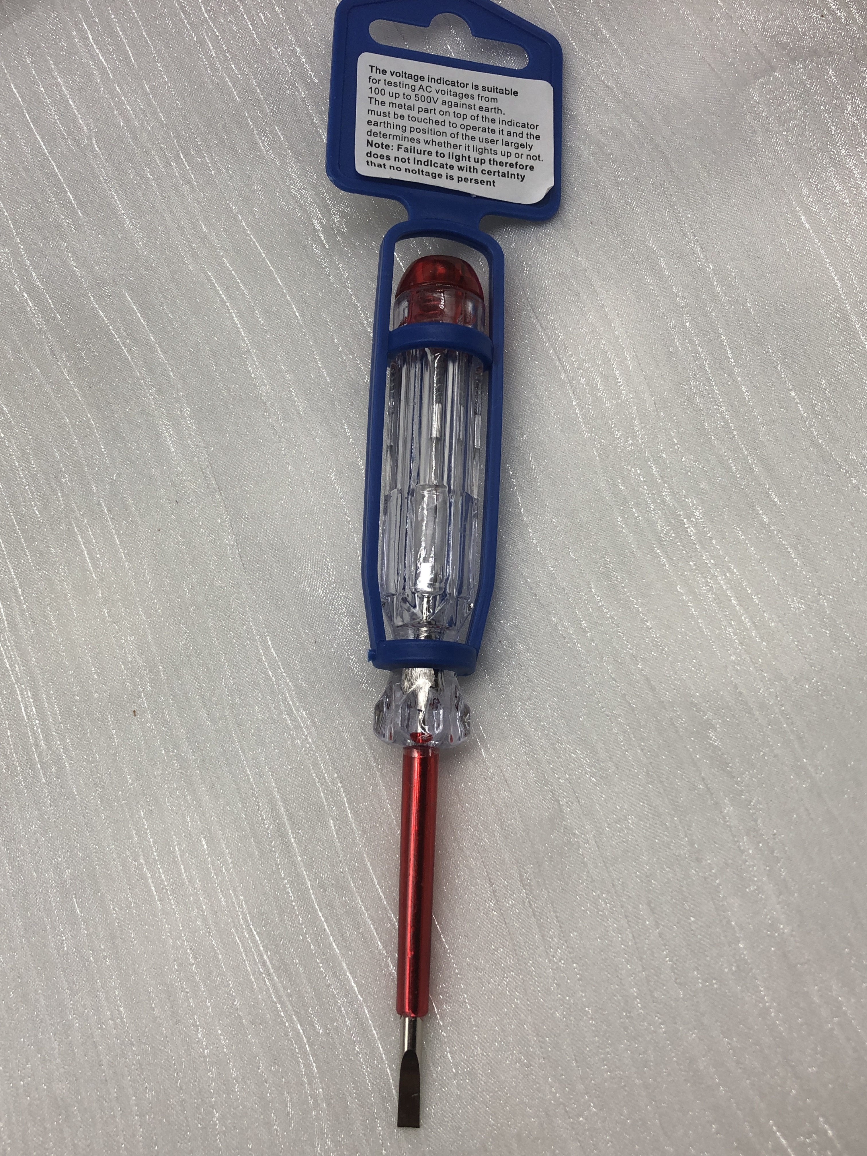 Clip-On Voltage Tester Pen – Non-Contact Detection with LED