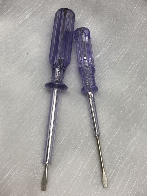 Two different sizes and lengths of electrician's tester leads will produce a red LED light but no sound