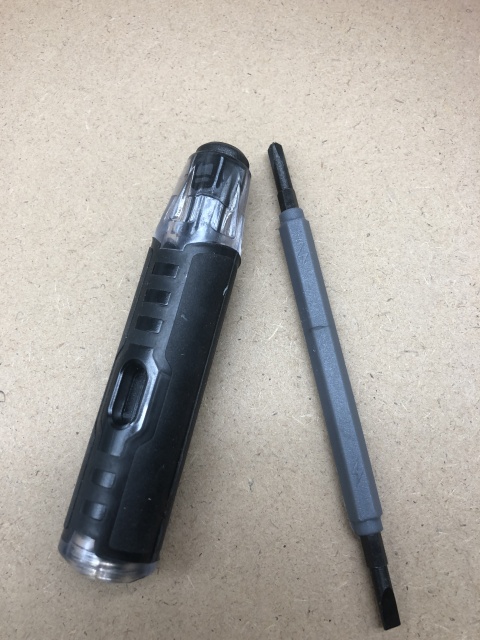Quick and Easy Voltage Detection with Test Pens