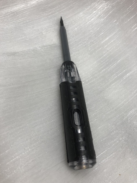 Quick and Easy Voltage Detection with Test Pens
