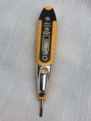 Multifunctional Digital Display Voltage Tester - Non-contact Electrical Detector with LED Light and Breakpoint Identification for Electricians