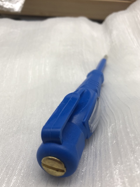 LED new rubber coated red light test pencil screwdriver induction breakpoint detection