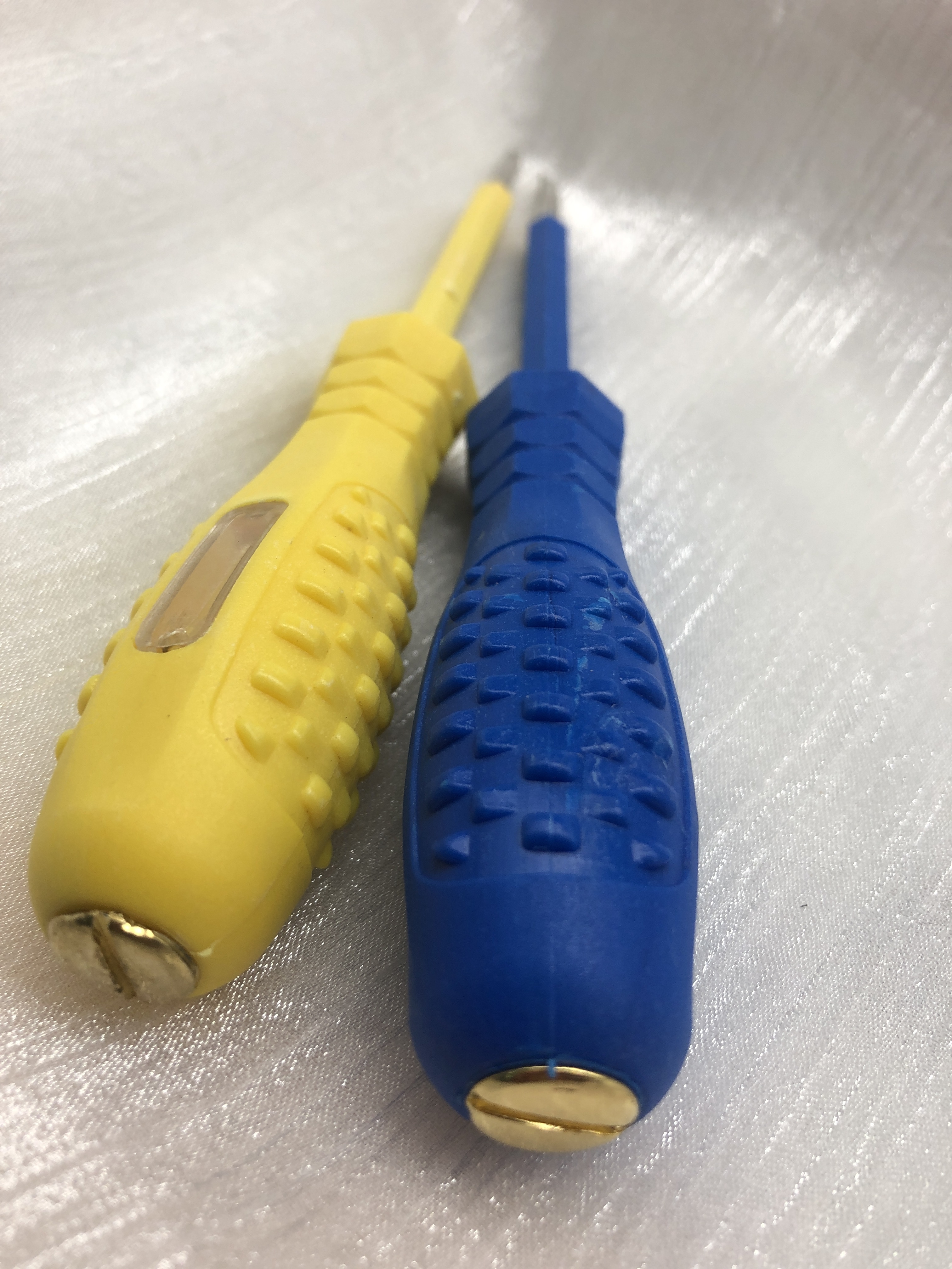 LED new rubber coated red light test pencil screwdriver induction breakpoint detection