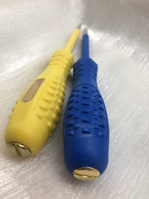 LED new rubber coated red light test pencil screwdriver induction breakpoint detection