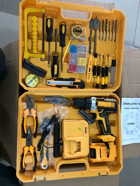 10mm Cordless Lithium-Ion Drill Driver Kit with Various Accessories, Electric Screwdriver Set, DIY and Construction Multi-Tool (1 Battery)