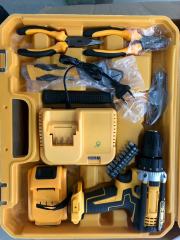 10mm Cordless Lithium-Ion Drill Driver Kit with Various Accessories, Electric Screwdriver Set, DIY and Construction Multi-Tool (1 Battery)