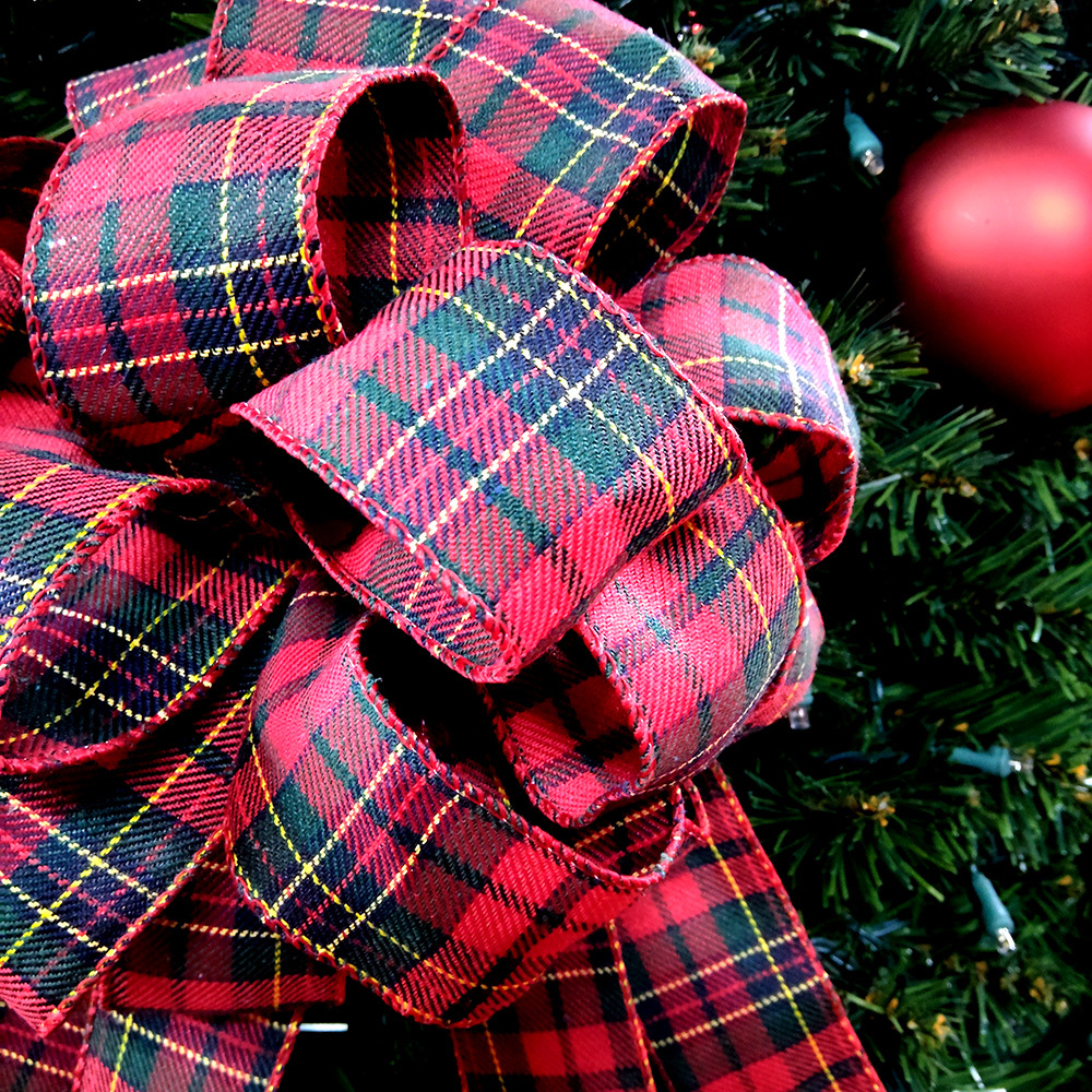 Beautiful Red Plaid Christmas Bow Decorations Online