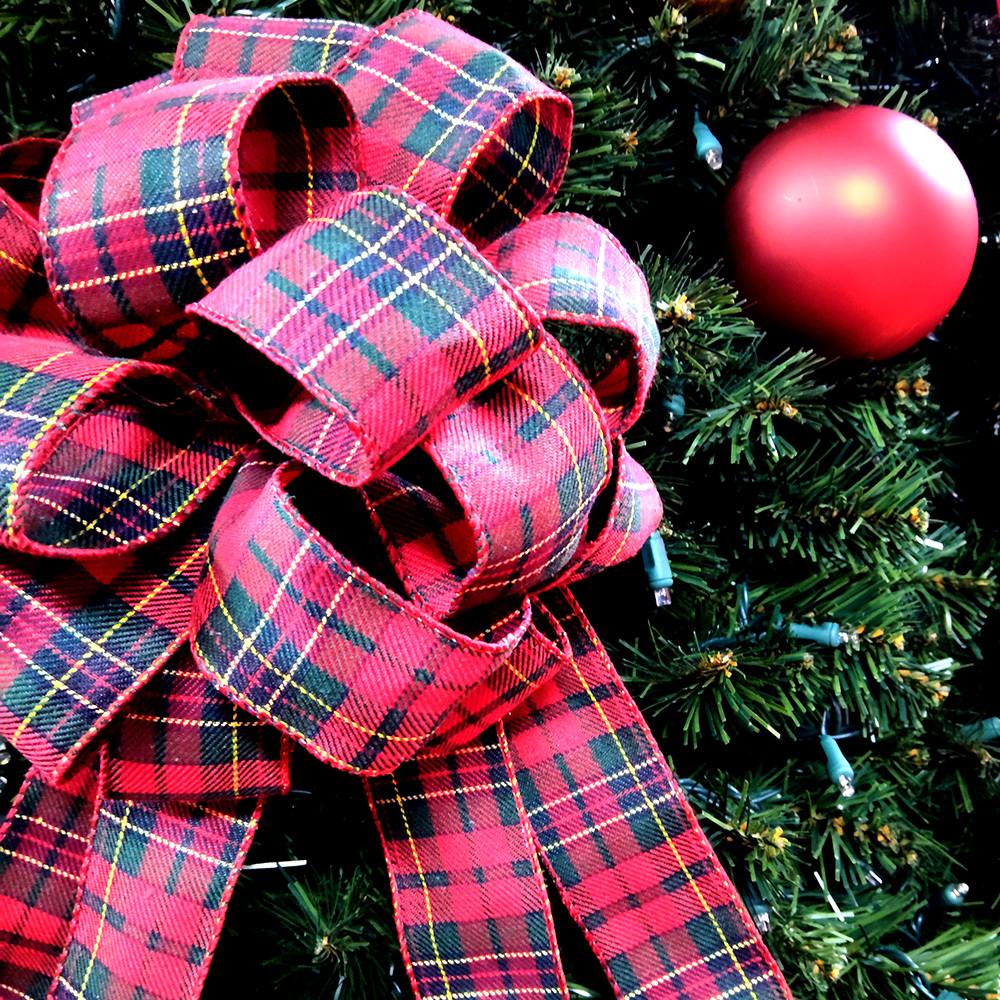 Beautiful Red Plaid Christmas Bow Decorations Online