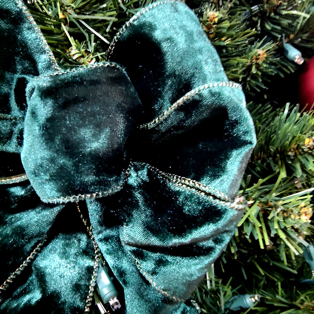 Elegant Luxurious Green Velvet Christmas Bow Decorations Online