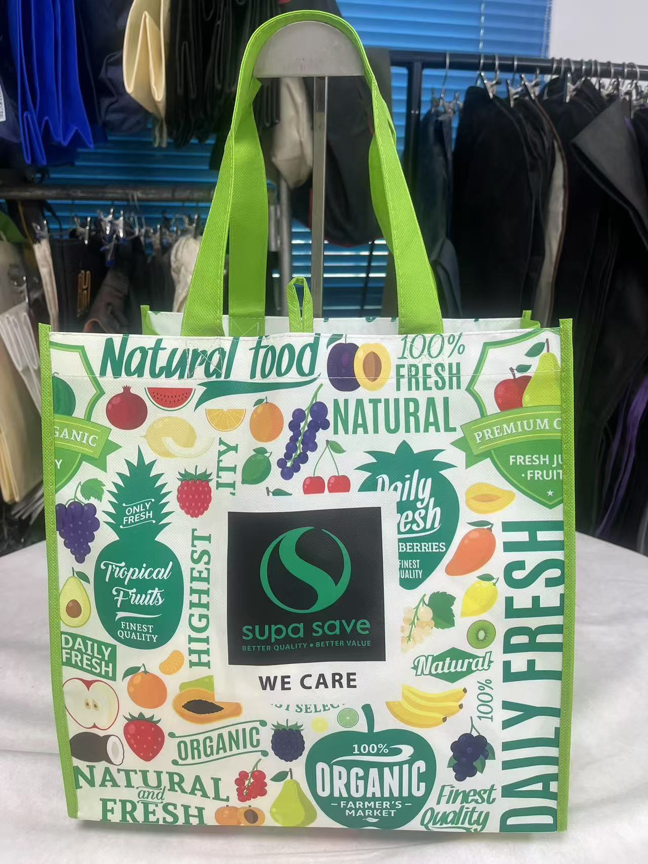 Laminated non-woven shopping bag
