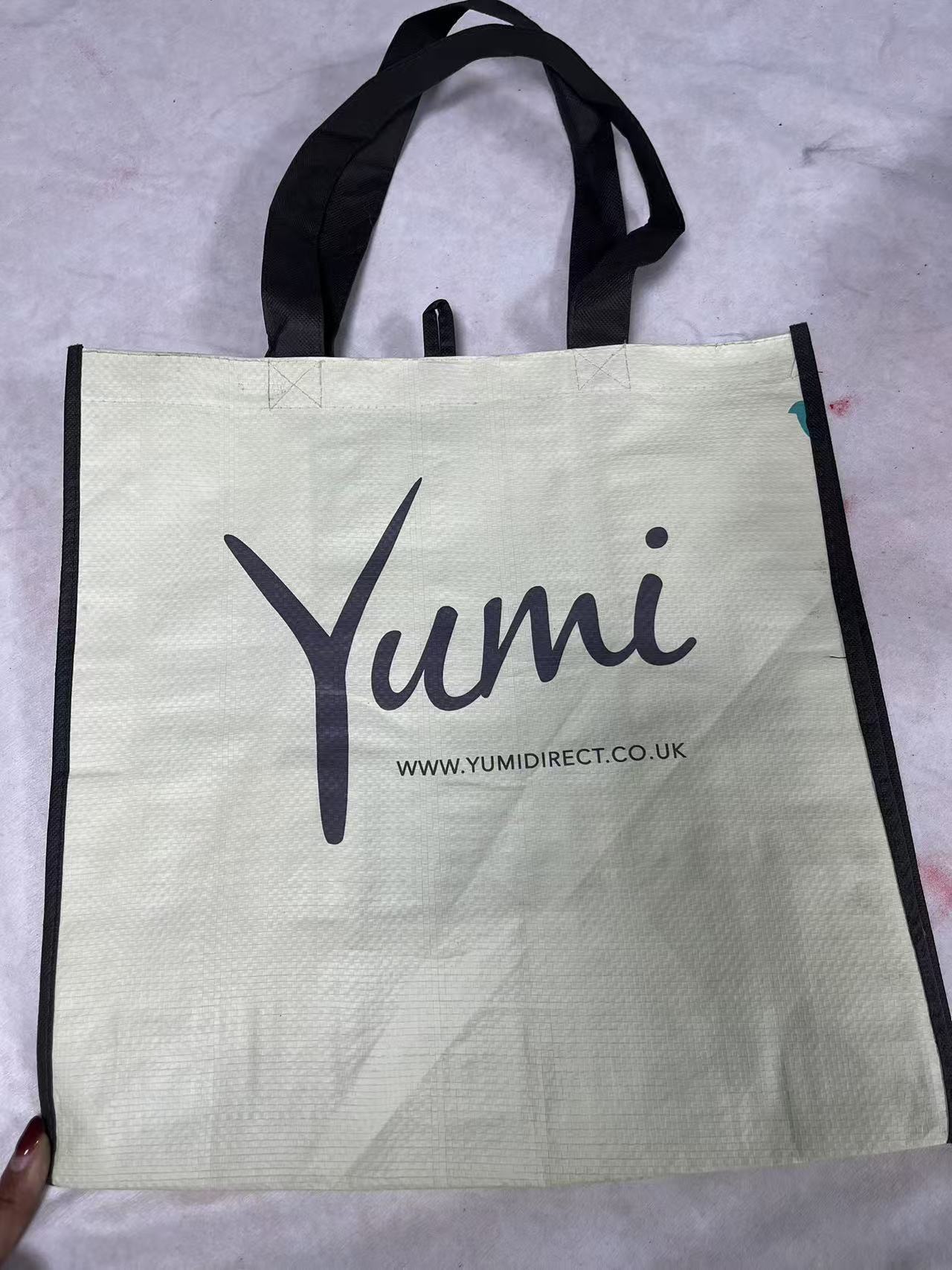 Woven  shopping bag