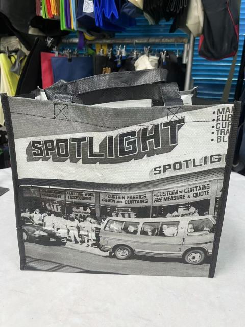 Woven  shopping bag