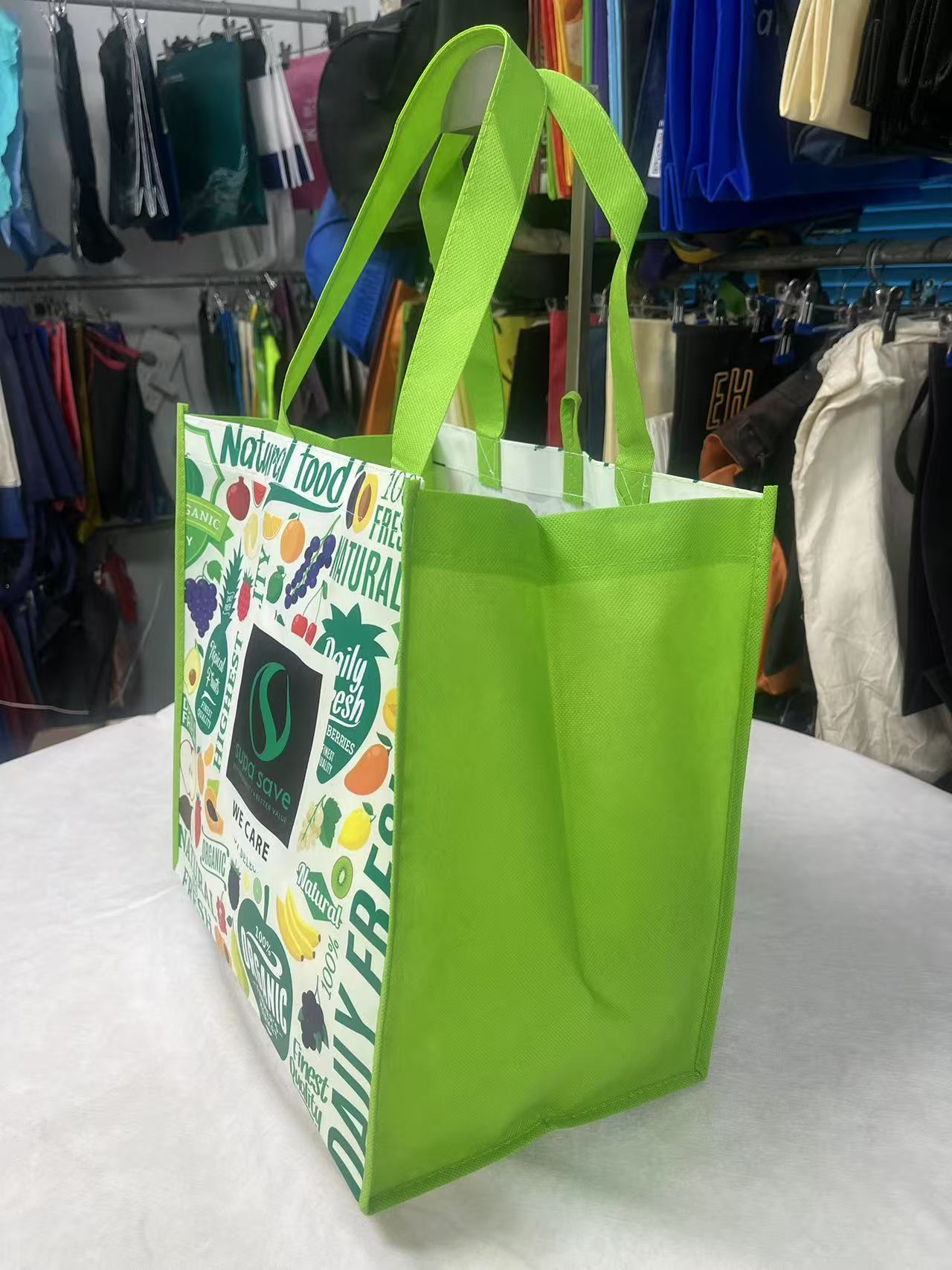 Laminated non-woven shopping bag