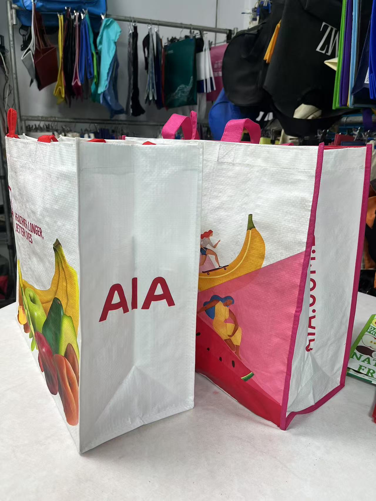 Woven  shopping bag