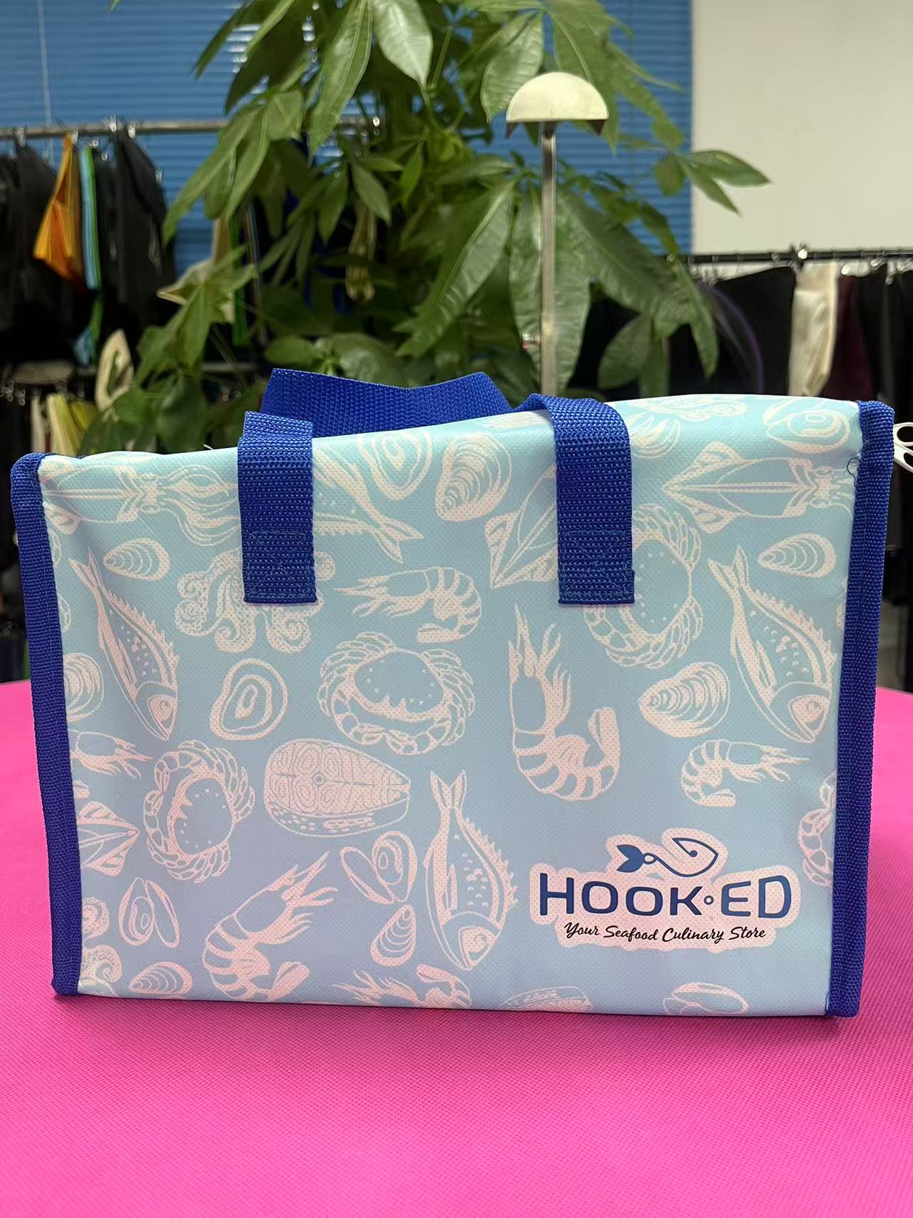 Non-woven film aquatic insulation bag