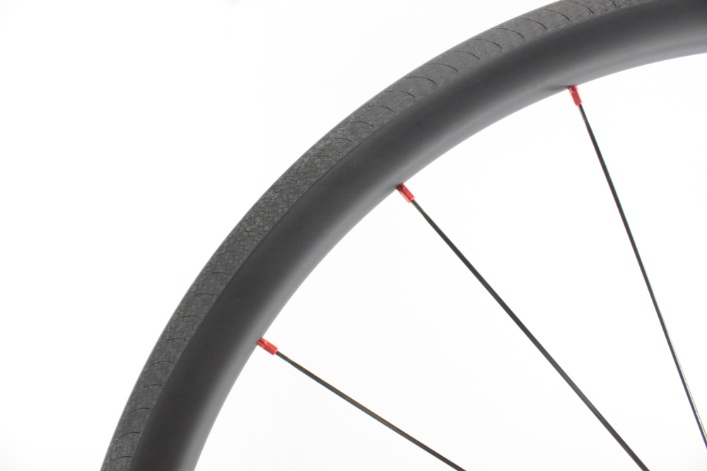 Kaze Rim Brake Extralite hub built tubeless wheel set 20H/24H