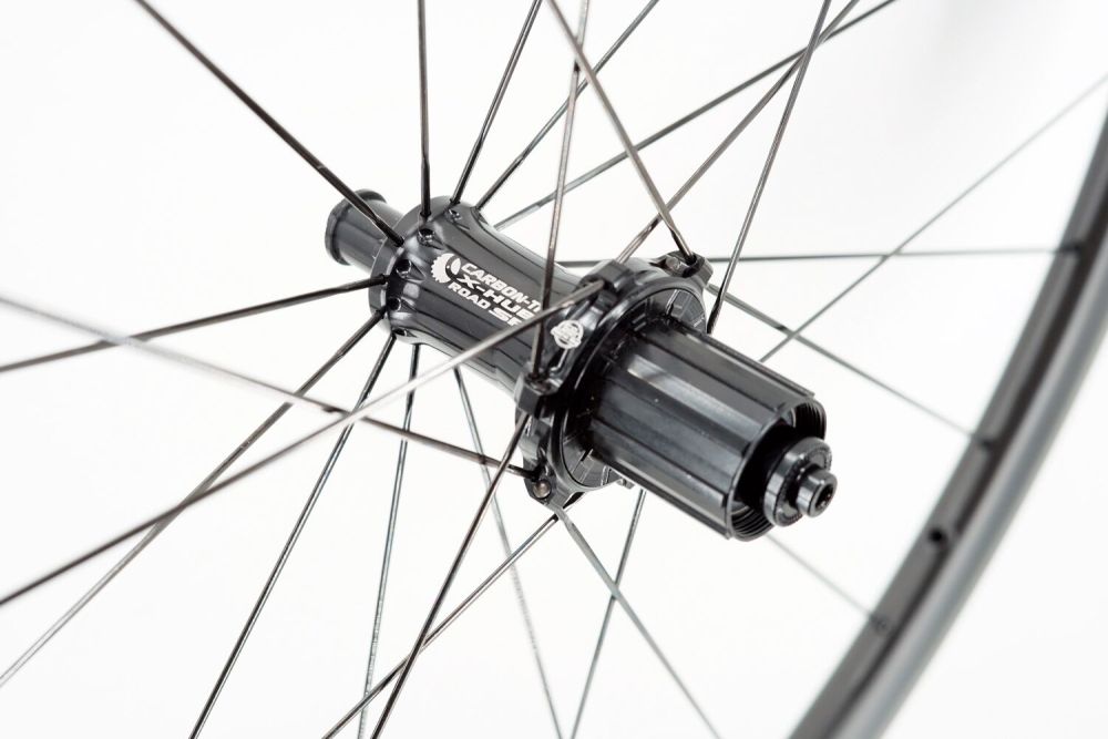 Kaze Rim Brake Carbon-ti built tubeless wheel set 20H/24H