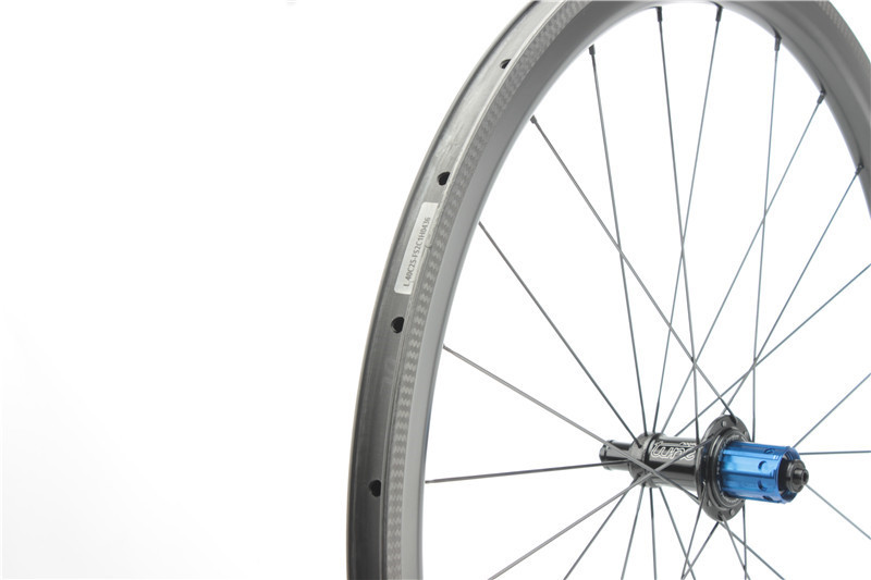 Kaze Rim Brake Tune hub built tubeless wheel set 20H/24H