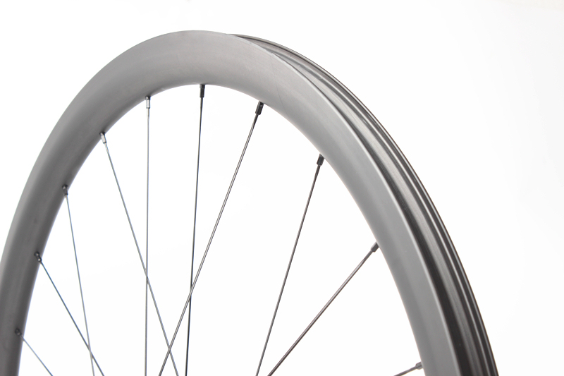 Feder Disc 26mm(wide) Carbon-ti X-hub built tubeless wheel set 24H/24H