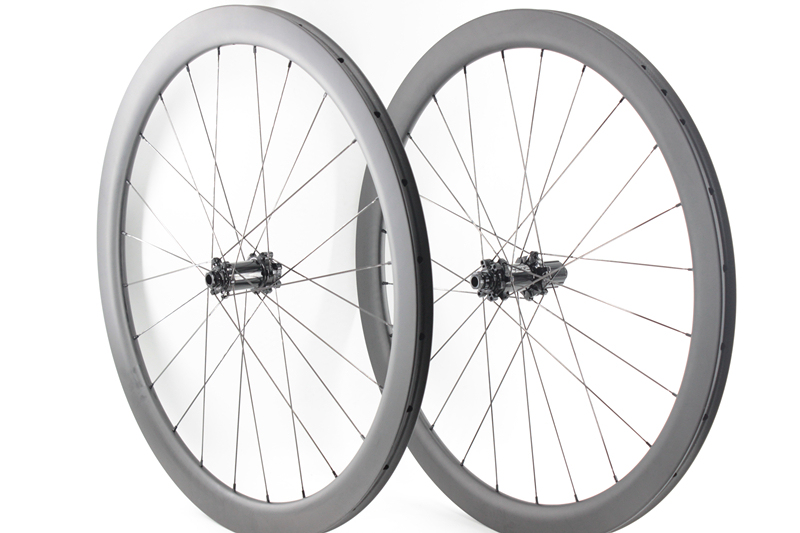 Feder Disc 26mm(wide) Carbon-ti X-hub built tubeless wheel set 24H/24H