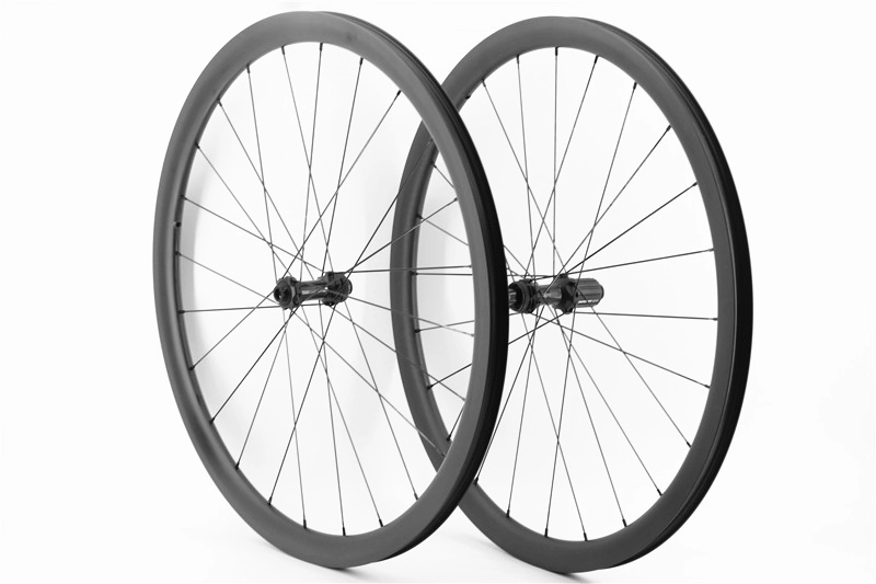 Kaze Disc 28mm(wide) DT Swiss 180 EXP built tubeless wheel set 24H/24H